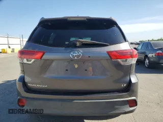 2017 Toyota Highlander LE z VIN 5TDZZRFH5HS234495, wystawiony jako Copart lot #54248375 z przebiegiem 77 604 mil mil oraz Szkoda całkowita • Salvage title. Historia ofert i sprzedaży dostępna na DreamBid. Obrazek 6.