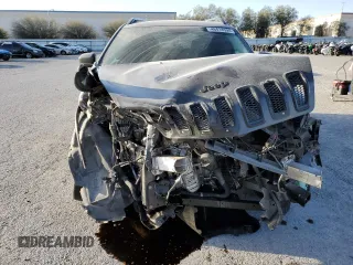 2016 Jeep Cherokee Altitude with VIN 1C4PJLCB6GW184782, listed as a Copart auction lot 46414594 with 63,121 mi miles and Salvage title. Bid and sale history available at DreamBid. Image 5.