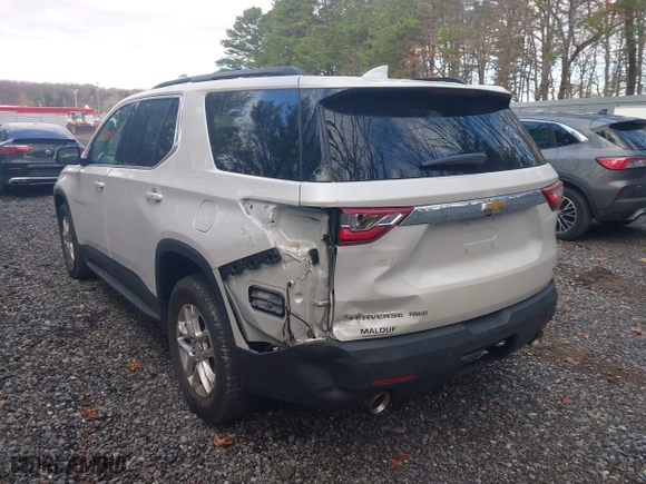 2019 Chevrolet Traverse LT Cloth with VIN 1GNEVGKW6KJ127390, listed as a IAAI auction lot 41971142 with 44,335 mi miles. Bid and sale history available at carsss.com. Image 3.