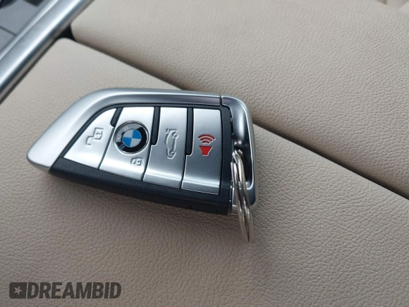 2022 BMW X5 xDrive45e with VIN 5UXTA6C06N9M08044, listed as a IAAI auction lot 42178453 with Not provided miles and . Bid and sale history available at DreamBid. Image 11.