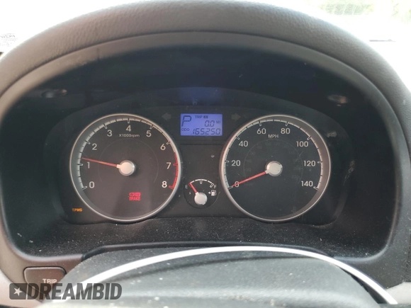 2010 Hyundai Accent GLS z VIN KMHCN4AC5AU433642, wystawiony jako Copart lot #61292785 z przebiegiem 165 250 mil mil oraz Czysty tytuł • Clean title. Historia ofert i sprzedaży dostępna na DreamBid. Obrazek 9.