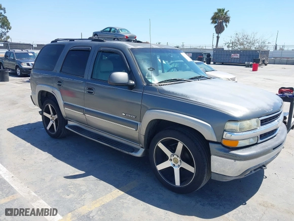 2001 Chevrolet Tahoe LT with VIN 1GNEC13T91R113281, listed as a IAAI auction lot 42081879 with 227,760 mi miles. Bid and sale history available at carsss.com. Image 1.