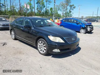 2007 Lexus LS 460 with VIN JTHBL46F475041410, listed as a IAAI auction lot 41850713 with 271,199 mi miles. Bid and sale history available at carsss.com. Image 1.