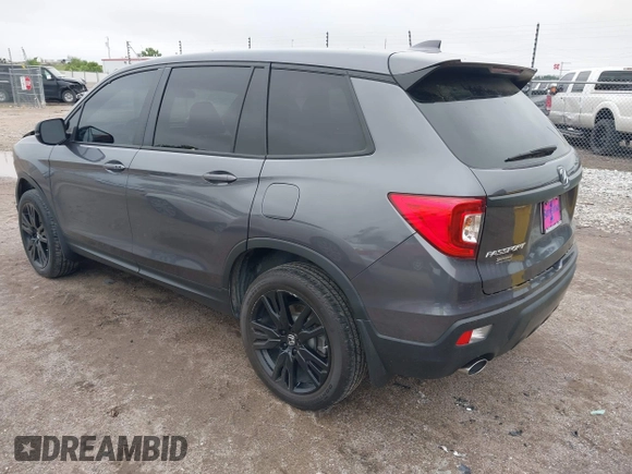 2021 Honda Passport Sport with VIN 5FNYF8H26MB032206, listed as a IAAI auction lot 42282932 with 18,952 mi miles and . Bid and sale history available at DreamBid. Image 3.