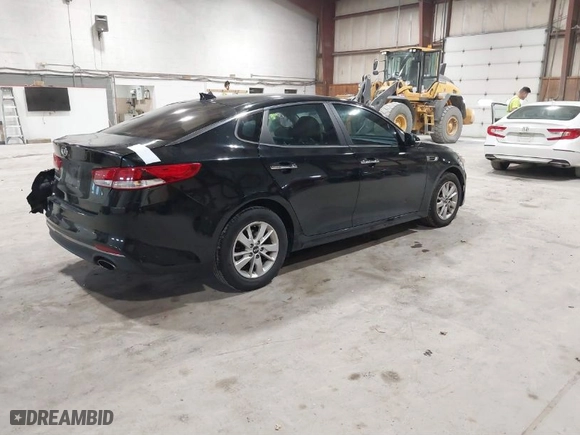 2018 Kia Optima LX with VIN 5XXGT4L30JG233167, listed as a IAAI auction lot 41605135 with 82,337 mi miles. Bid and sale history available at carsss.com. Image 4.