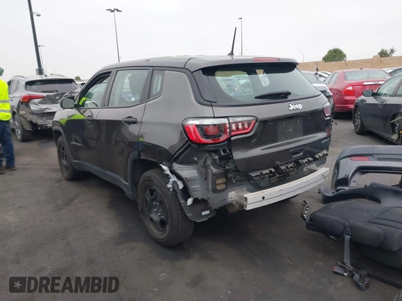 2018 Jeep Compass Sport with VIN 3C4NJCAB6JT502651, listed as a IAAI auction lot 42100724 with 84,238 mi miles and . Bid and sale history available at DreamBid. Image 3.