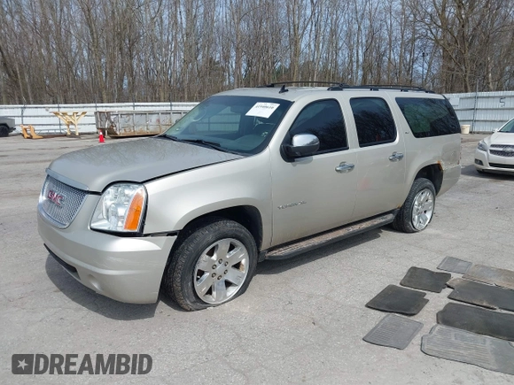 2014 GMC Yukon XL SLT with VIN 1GKS2KE71ER110308, listed as a IAAI auction lot 41940610 with 202,071 mi miles. Bid and sale history available at carsss.com. Image 17.