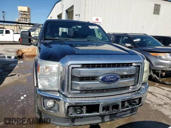 2012 Ford F-250 XL z VIN 1FT7W2BT7CEB60657, wystawiony jako Copart lot #88870585 z przebiegiem 323 147 mil mil oraz Nie do naprawy • Non repairable. Historia ofert i sprzedaży dostępna na DreamBid. Obrazek 13.