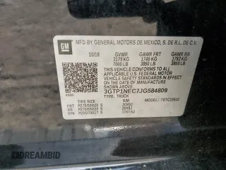 2018 GMC Sierra 1500 SLT with VIN 3GTP1NEC7JG584809, listed as a Copart auction lot 50640125 with 177,613 mi miles and Salvage title. Bid and sale history available at DreamBid. Image 14.