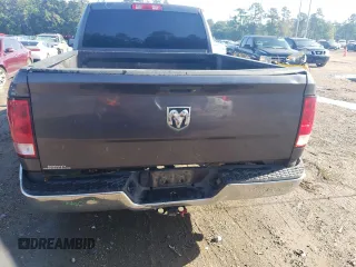 2017 Ram 1500 Tradesman z VIN 1C6RR6FG8HS591691, wystawiony jako Copart lot #55860855 z przebiegiem 210 203 mil mil oraz Szkoda całkowita • Salvage title. Historia ofert i sprzedaży dostępna na DreamBid. Obrazek 6.