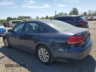2014 Volkswagen Passat Wolfsburg Edition with VIN 1VWAT7A33EC083021, listed as a Copart auction lot 56015745 with Not provided miles and Clean title. Bid and sale history available at DreamBid. Image 2.
