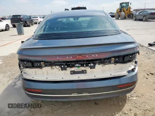 2023 Lucid Air Pure z VIN 50EA1PFA3PA007860, wystawiony jako Copart lot #55330695 z przebiegiem 11 340 mil mil oraz Szkody całkowita. Historia ofert i sprzedaży dostępna na DreamBid. Obrazek 6.