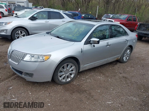 2011 Lincoln MKZ Hybrid with VIN 3LNDL2L32BR772184, listed as a IAAI auction lot 41925013 with 242,713 mi miles. Bid and sale history available at carsss.com. Image 2.