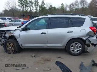 2011 Toyota RAV4 with VIN 2T3BF4DV5BW133095, listed as a IAAI auction lot 42064118 with 141,862 mi miles. Bid and sale history available at carsss.com. Image 14.