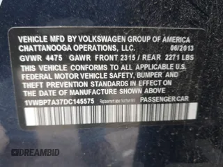 2013 Volkswagen Passat SE z VIN 1VWBP7A37DC145575, wystawiony jako IAAI lot #41253095 z przebiegiem 93 702 mil mil oraz . Historia ofert i sprzedaży dostępna na DreamBid. Obrazek 9.