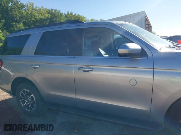2024 Ford Expedition XLT с VIN 1FMJU1J89REA34338, выставлен на аукционе IAAI как лот 42217647 с пробегом 46 609 миль миль и . История ставок и продаж доступна на DreamBid. Изображение 13.