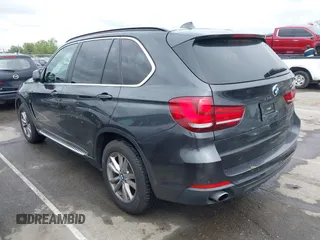 2015 BMW X5 xDrive35i z VIN 5UXKR0C59F0K55226, wystawiony jako IAAI lot #41952931 z przebiegiem 156 655 mil mil oraz . Historia ofert i sprzedaży dostępna na DreamBid. Obrazek 3.