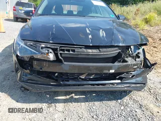 2023 Hyundai Elantra SE with VIN KMHLL4AG9PU384818, listed as a IAAI auction lot 42399244 with 35,358 mi miles and . Bid and sale history available at DreamBid. Image 17.