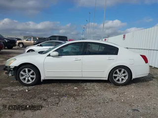 2006 Nissan Maxima 3.5 SL with VIN 1N4BA41E06C832071, listed as a IAAI auction lot 41477952 with 180,845 mi miles. Bid and sale history available at carsss.com. Image 15.