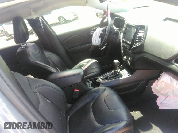 2020 Jeep Cherokee Limited with VIN 1C4PJLDN4LD552066, listed as a IAAI auction lot 42176712 with 67,849 mi miles and . Bid and sale history available at DreamBid. Image 5.