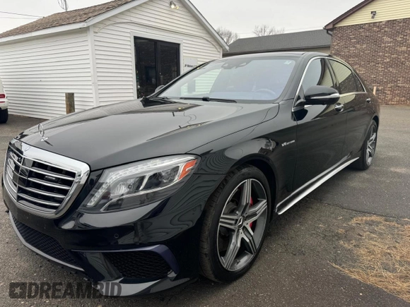 2016 Mercedes-Benz S-Class AMG S 63 with VIN WDDUG7JB6GA243201, listed as a Copart auction lot 86297544 with 88,290 mi miles and Clean Title. Bid and sale history available at carsss.com. Image 1.