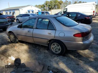 1998 Ford Escort LX with VIN 1FAFP10P5WW124477, listed as a Copart auction lot 88403865 with 227,936 mi miles and Salvage Title. Bid and sale history available at carsss.com. Image 2.