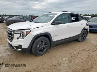 2024 GMC Terrain AT4 z VIN 3GKALYEG4RL184847, wystawiony jako Copart lot #57438935 z przebiegiem 12 135 mil mil oraz Szkoda całkowita • Salvage title. Historia ofert i sprzedaży dostępna na DreamBid. Obrazek 1.