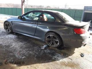 2017 BMW M4 with VIN WBS3U9C55HP970922, listed as a IAAI auction lot 41405271 with 61,953 mi miles. Bid and sale history available at carsss.com. Image 3.