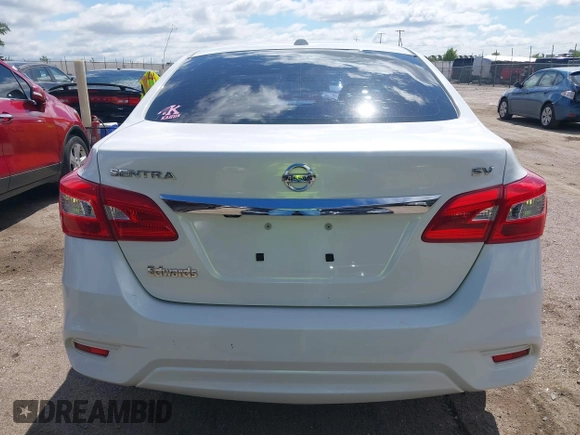 2017 Nissan Sentra SV z VIN 3N1AB7AP5HL642735, wystawiony jako IAAI lot #42321809 z przebiegiem 84 268 mil mil oraz . Historia ofert i sprzedaży dostępna na DreamBid. Obrazek 17.