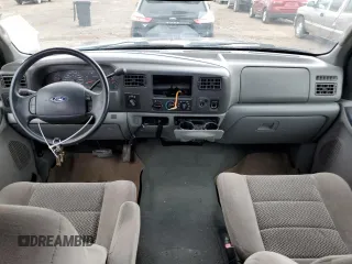 2004 Ford F-250 XL z VIN 1FTNX21P54ED17094, wystawiony jako Copart lot #55435195 z przebiegiem 172 934 mil mil oraz Szkoda całkowita • Salvage title. Historia ofert i sprzedaży dostępna na DreamBid. Obrazek 8.