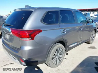 2020 Mitsubishi Outlander ES with VIN JA4AD2A38LZ018396, listed as a IAAI auction lot 41209012 with 114,708 mi miles. Bid and sale history available at carsss.com. Image 4.
