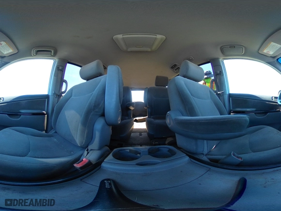 2004 Toyota Sienna LE with VIN 5TDBA23C64S006444, listed as a IAAI auction lot 41885031 with 204,845 mi miles. Bid and sale history available at carsss.com. Image 18.