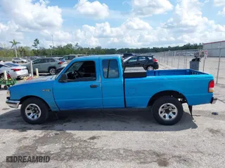 1996 Ford Ranger XL with VIN 1FTCR14U6TPA54923, listed as a IAAI auction lot 41621450 with 186,616 mi miles. Bid and sale history available at carsss.com. Image 14.