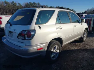 2002 Lexus RX 300 with VIN JTJHF10U020262983, listed as a IAAI auction lot 41352683 with 167,726 mi miles. Bid and sale history available at carsss.com. Image 4.