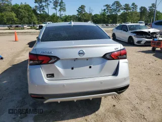 2021 Nissan Versa SV z VIN 3N1CN8EV1ML868652, wystawiony jako Copart lot #52175975 z przebiegiem 85 708 mil mil oraz Szkoda całkowita • Salvage title. Historia ofert i sprzedaży dostępna na DreamBid. Obrazek 6.