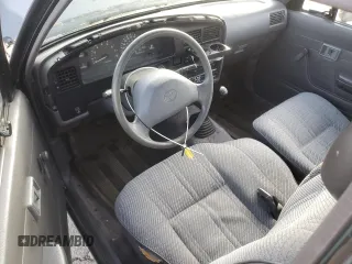 1994 Toyota Pickup z VIN 4TARN93P9RZ255143, wystawiony jako Copart lot #49554475 z przebiegiem 249 957 mil mil oraz Szkoda całkowita • Salvage title. Historia ofert i sprzedaży dostępna na DreamBid. Obrazek 8.