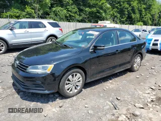 2015 Volkswagen Jetta SE with VIN 3VWD17AJ4FM329172, listed as a Copart auction lot 64143375 with 102,634 mi miles and Clean title. Bid and sale history available at DreamBid. Image 1.
