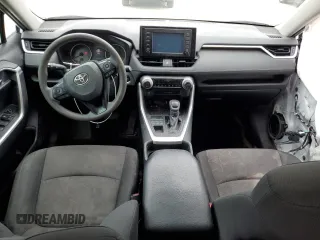 2019 Toyota RAV4 XLE with VIN 2T3P1RFV6KC060285, listed as a Copart auction lot 59195955 with 136,942 mi miles and Salvage title. Bid and sale history available at DreamBid. Image 8.
