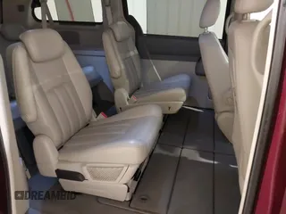 2009 Chrysler Town & Country Touring with VIN 2A8HR54129R622684, listed as a IAAI auction lot 41708019 with 129,862 mi miles and . Bid and sale history available at DreamBid. Image 8.