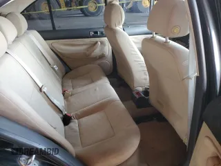 1999 Volkswagen Jetta GL z VIN 3VWRA29M7XM058584, wystawiony jako Copart lot #83714754 z przebiegiem 398 647 mil mil oraz Szkoda całkowita • Salvage title. Historia ofert i sprzedaży dostępna na DreamBid. Obrazek 10.