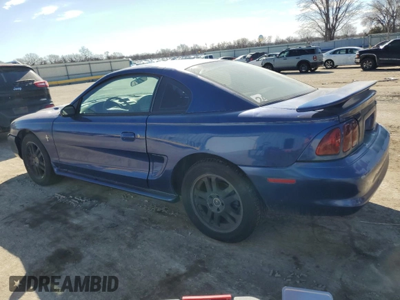 1997 Ford Mustang with VIN 1FALP404XVF156625, listed as a Copart auction lot 43497705 with 194,551 mi miles and Salvage Title. Bid and sale history available at carsss.com. Image 2.