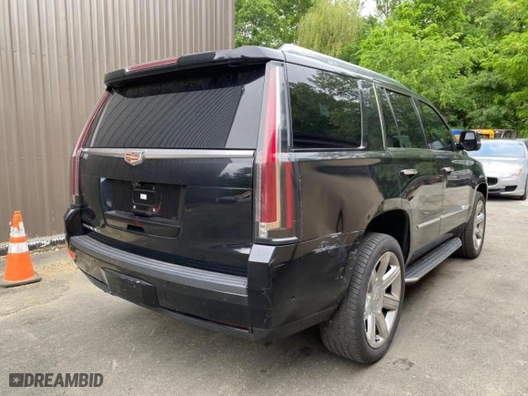 2018 Cadillac Escalade Luxury with VIN 1GYS4BKJ7JR371601, listed as a Copart auction lot 58387694 with 118,634 mi miles. Bid and sale history available at carsss.com. Image 4.