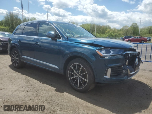 2020 Audi Q7 Premium with VIN WA1AJAF7XLD008996, listed as a Copart auction lot 55424545 with 30,734 mi miles and Salvage title. Bid and sale history available at DreamBid. Image 4.