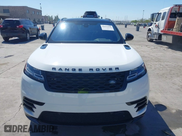 2018 Land Rover Range Rover Velar R-Dynamic SE with VIN SALYL2RN1JA709853, listed as a IAAI auction lot 42233296 with 58,440 mi miles and . Bid and sale history available at DreamBid. Image 6.