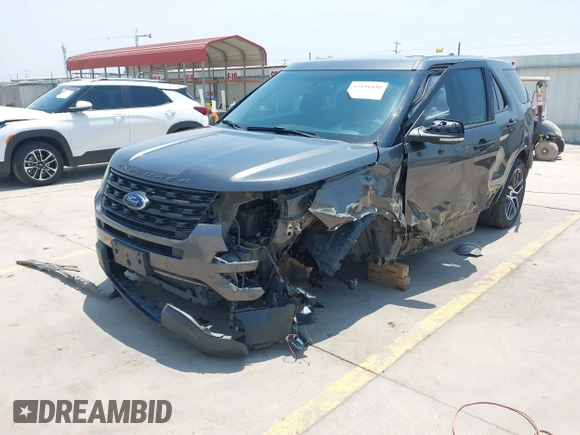 2016 Ford Explorer Sport z VIN 1FM5K8GT1GGD26630, wystawiony jako IAAI lot #42251430 z przebiegiem 139 726 mil mil oraz . Historia ofert i sprzedaży dostępna na DreamBid. Obrazek 21.
