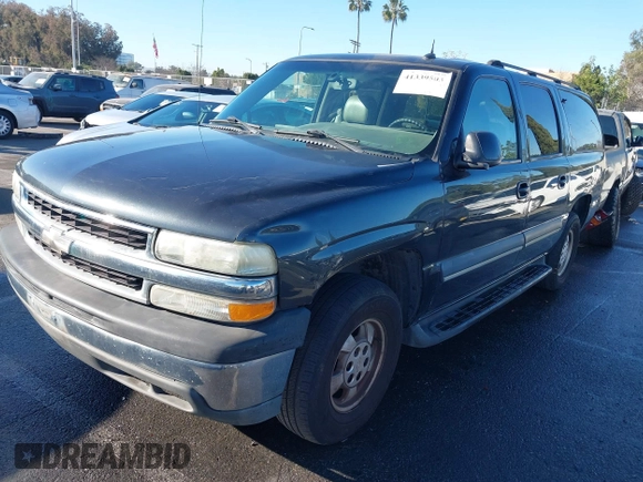 2003 Chevrolet Suburban LS with VIN 3GNEC16T83G233894, listed as a IAAI auction lot 41339503 with 201,076 mi miles. Bid and sale history available at carsss.com. Image 16.