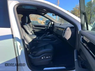 2020 Porsche Cayenne E-Hybrid with VIN WP1BE2AY4LDA55119, listed as a Copart auction lot 43022085 with 78,428 mi miles and Clean title. Bid and sale history available at DreamBid. Image 5.