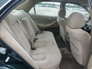 2000 Honda Accord EX z VIN 1HGCG6674YA001515, wystawiony jako Copart lot #56257935 z przebiegiem 215 030 mil mil oraz Czysty tytuł • Clean title. Historia ofert i sprzedaży dostępna na DreamBid. Obrazek 10.