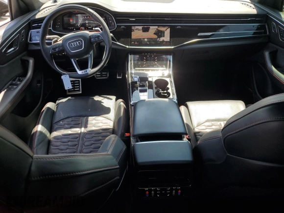 2021 Audi RS Q8 z VIN WU1ARBF19MD042271, wystawiony jako Copart lot #55304785 z przebiegiem 23 560 mil mil oraz Szkody całkowita. Historia ofert i sprzedaży dostępna na DreamBid. Obrazek 8.