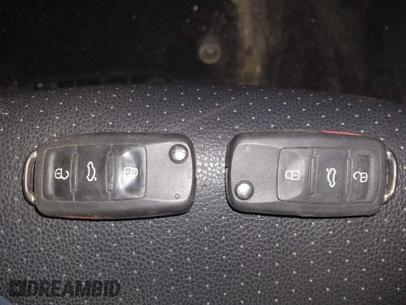 2014 Volkswagen Jetta TDI w/Premium with VIN 3VWLL7AJ4EM425825, listed as a IAAI auction lot 41519621 with 154,486 mi miles and . Bid and sale history available at DreamBid. Image 11.